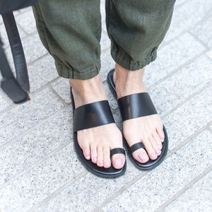 Michael Kors | Shoes | Michael Kors Toe Ring Flat Sandals | Poshmark